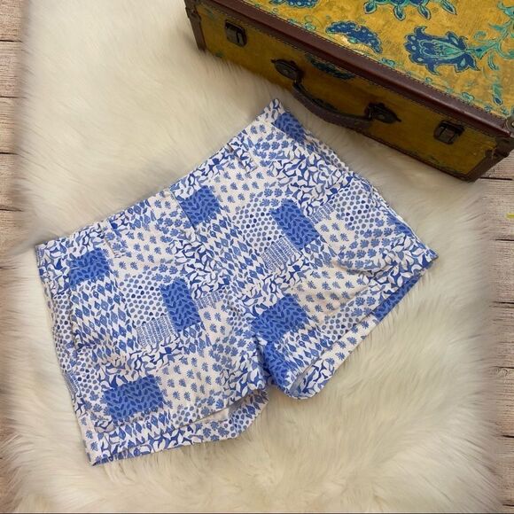 Vineyard Vines Shell Pattern Blue / White Shorts - Picture 1 of 6